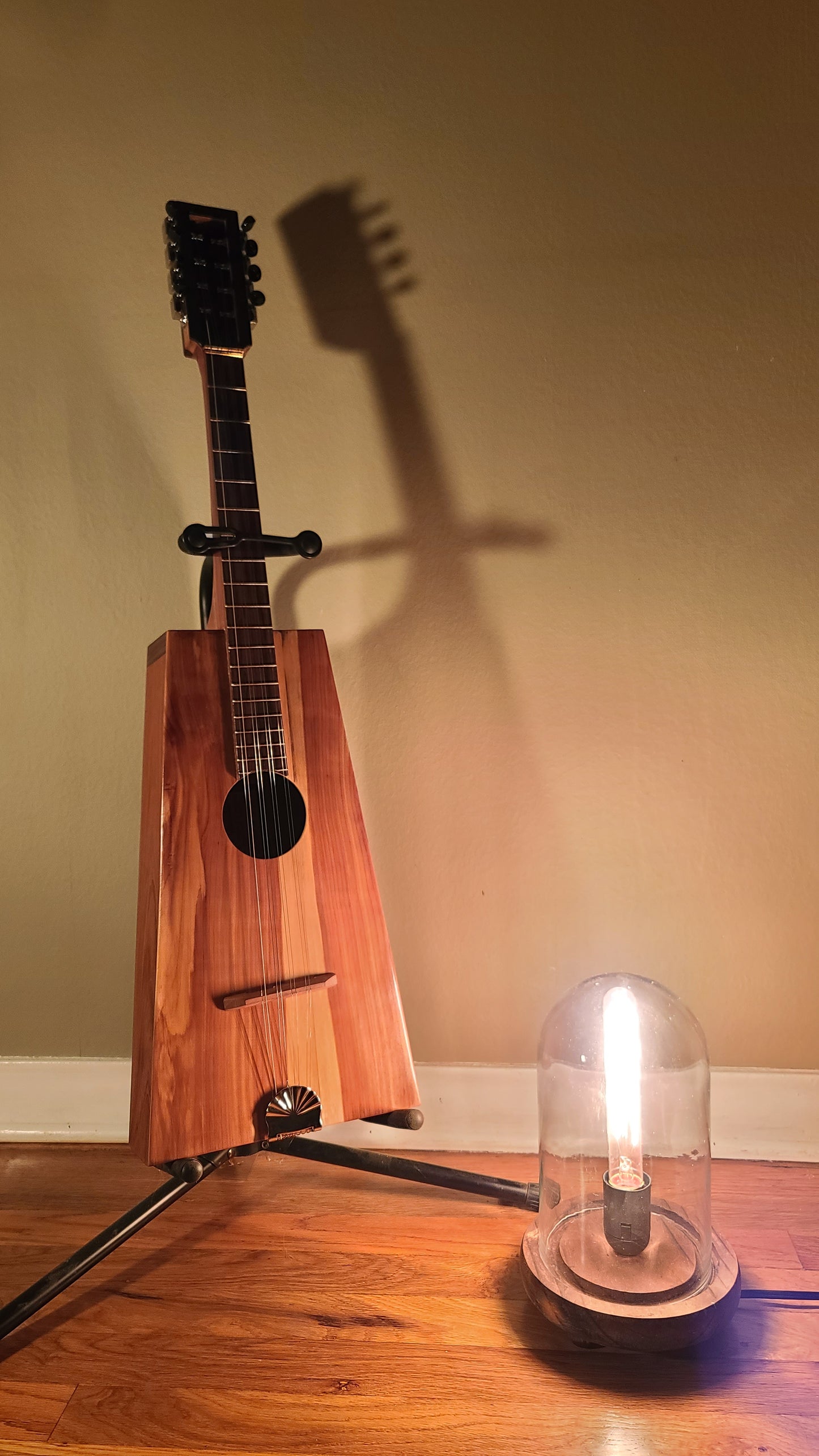 Mayfield Instrument Number 125 - Guitalin LMN-8