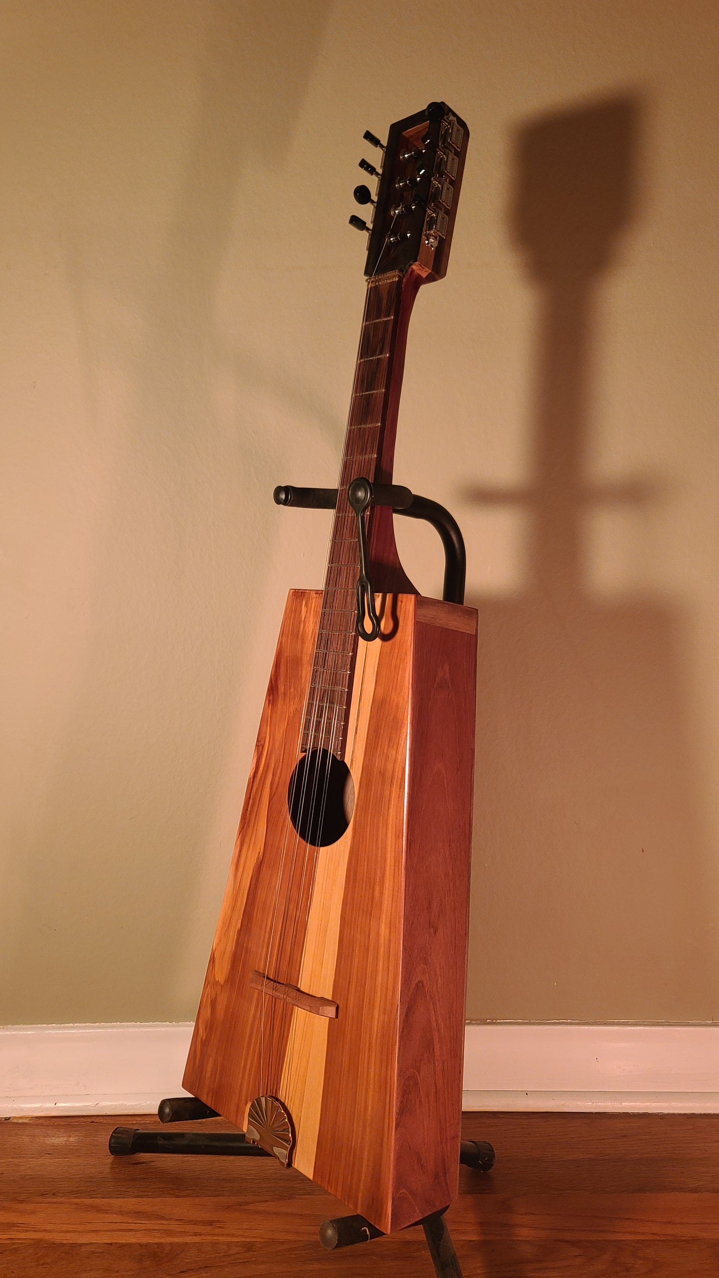 Mayfield Instrument Number 125 - Guitalin LMN-8