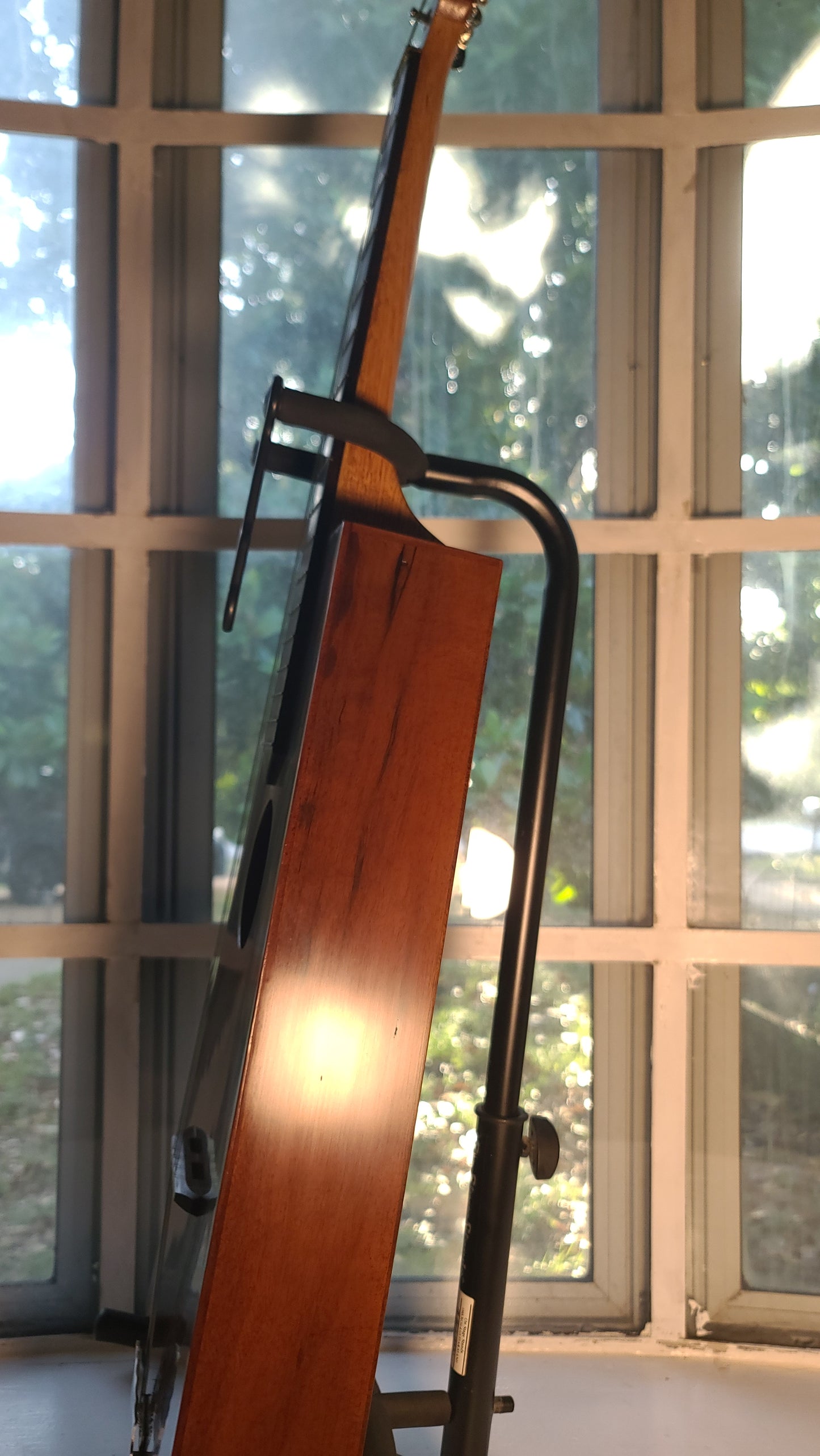 Mayfield Instrument Number 129 - Guitalin VBE-1